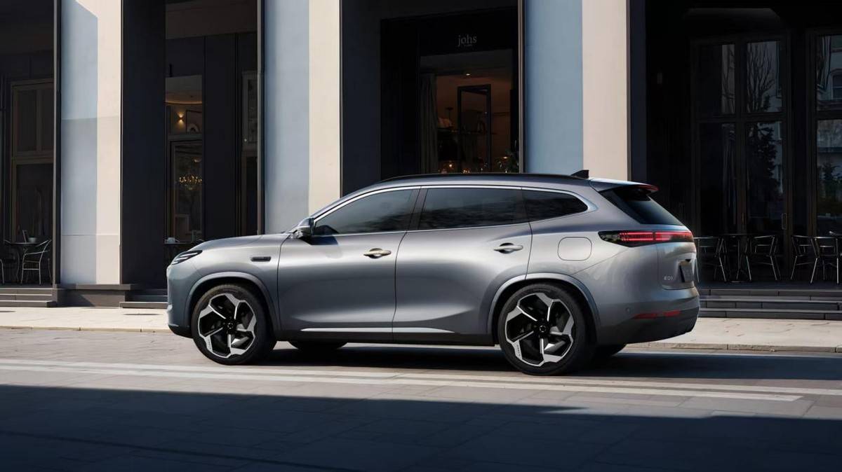 配备激光雷达,首搭地平线HSD,星纪元E05官图发布