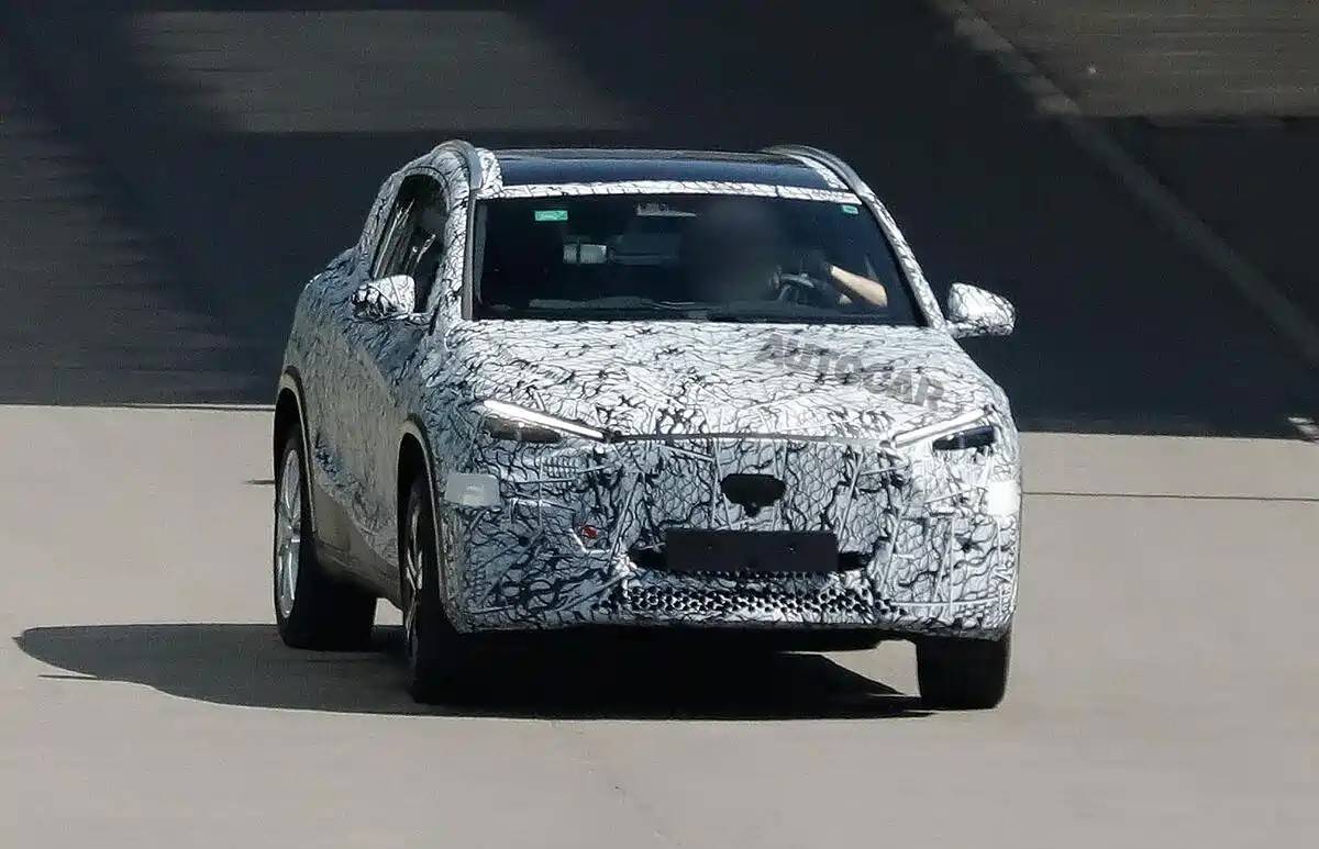 全新奔驰GLA谍照!设计大变,纯电、燃油两种动力,基于MMA平台