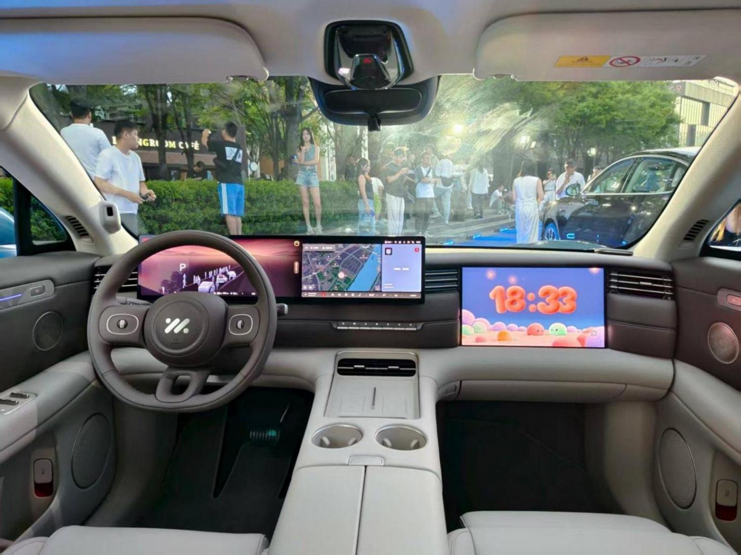 20.99万起,新一代智己LS6开启预售,30分钟小订破万